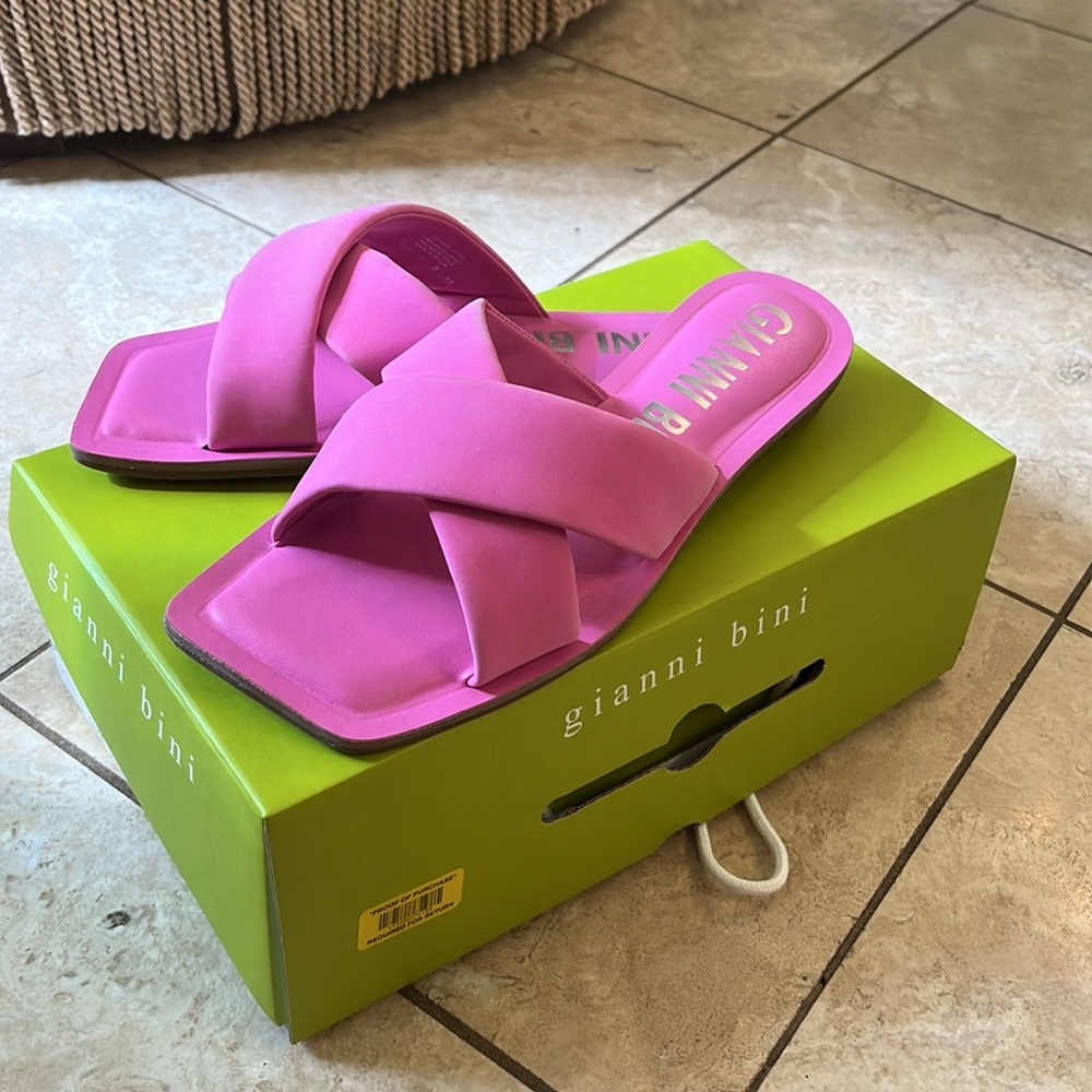 Gianni Bini pink slides